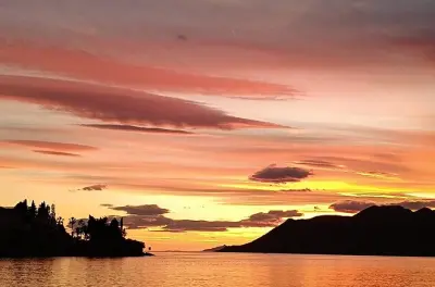 Promenades matinales et nocturnes à Korčula : Histoire et vie locale