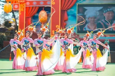 Shenzhen Full-Day Tour: Splendid China & Folk Culture Village