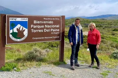 Ganztägige Tour Torres del Paine ab Punta Arenas: Privater Guide