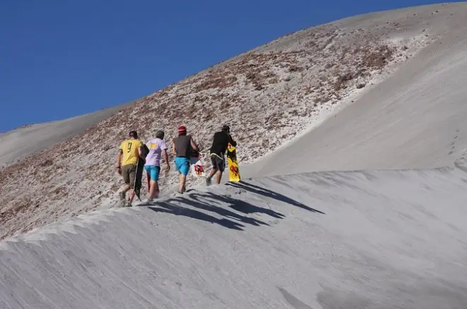 Sandboard-Abenteuer in Arequipa: Dünen & 4x4 Offroad