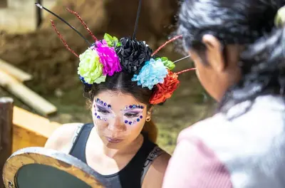 Jour des morts à Huatulco : Autels, maquillage, maisons locales