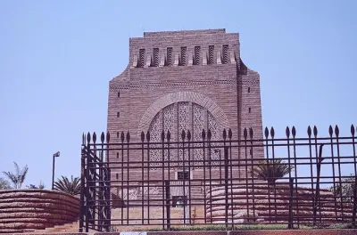 Johannesburg & Pretoria Tagesausflug: Constitution Hill, Union Buildings