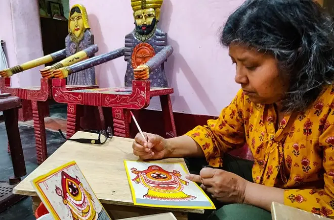Pattachitra-Malkurs mit preisgekröntem Künstler in Dandasahi