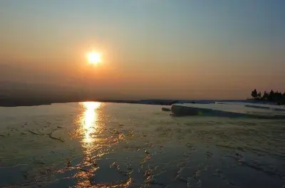 Pamukkale: Terrazze bianche e rovine di Hierapolis in un giorno