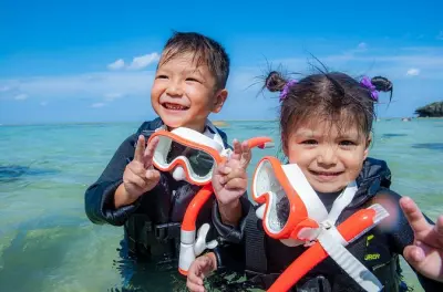 Snorkel Miyakojima: Fish Search Tour with Free GoPro Photos