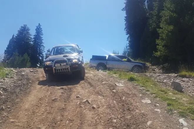 Obzor jeep safari: Fattoria delle api, fuoristrada e pranzo BBQ