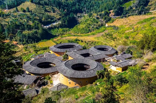 Nanjing Tulou tour from Xiamen: Private guide to Hakka villages