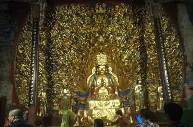 Esculturas em pedra de 800 anos em Dazu, perto de Baoding