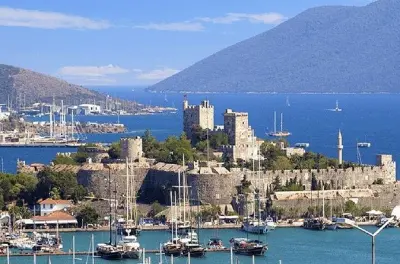 Bodrum Inseln Kreuzfahrt: Private Yacht mit Schwimmen & Mittagessen