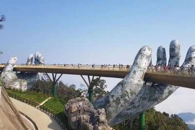 Privater tagesausflug ab chan may oder tien sa hafen zur golden bridge und dragon bridge. inklusive seilbahn, buffet-mittagessen, guide und rückfahrt zum kreuzfahrtschiff.