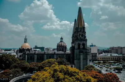 Traslado privado de Sayulita a Guadalajara con paradas turísticas