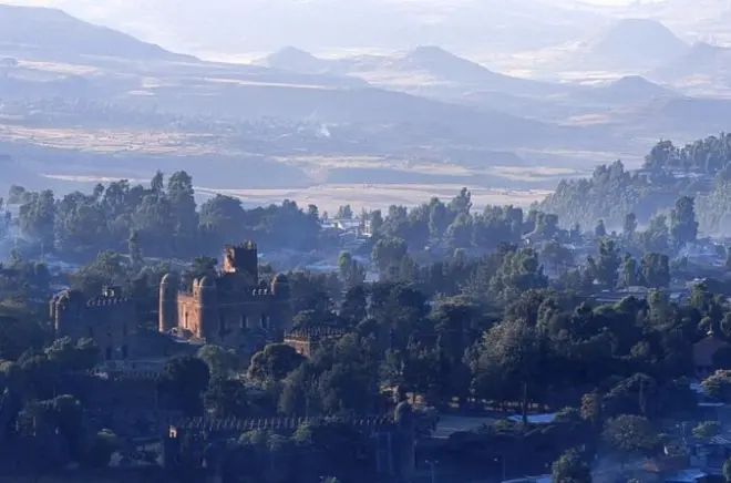 Gondar: Castelos medievais e o banho sagrado do Timkat
