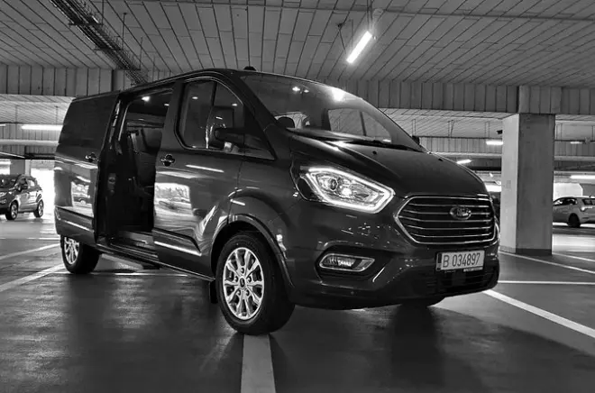 Transfer von Giurgiu nach Bukarest: Privates Auto, einfache Fahrt