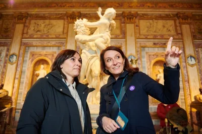 Descubre la galería borghese y sus jardines en roma con un guía local. incluye recogida en hotel, entradas y regreso. reserva ya tu tour privado de arte.