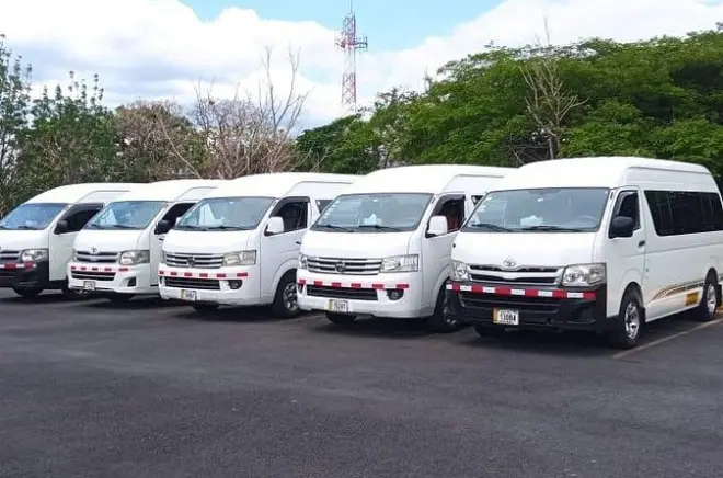 Private Transfer San José to La Fortuna: Airport to Hotel