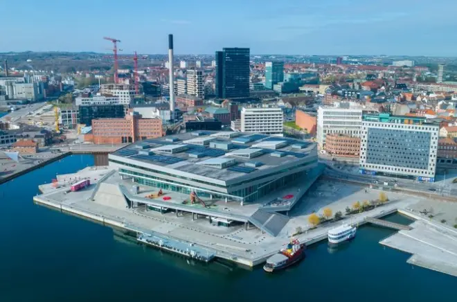 Tour a pé autoguiado em Aarhus: 10 paradas com áudio e quiz