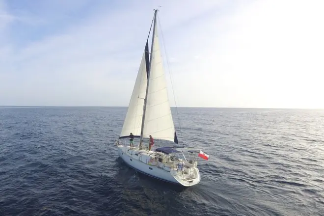 Snorkeling a Santa Maria: Vela, cibo locale e vita marina