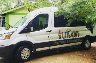 Airport to San Ignacio transfer: Shared or private shuttle