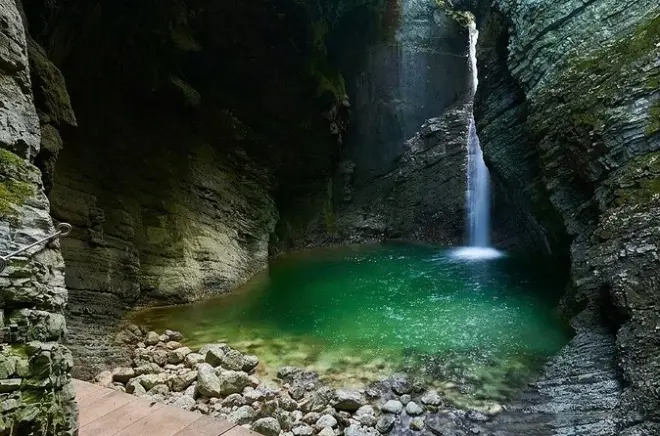 Vale do Soča: Passeio de um dia com cachoeiras e rio esmeralda