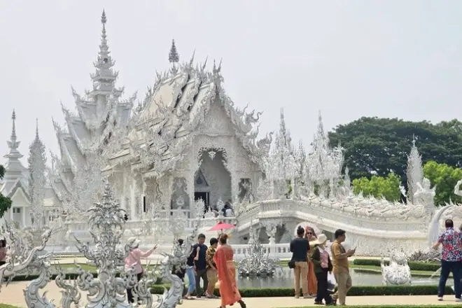 Chiang Rai: Templi bianco e blu, triangolo d’oro