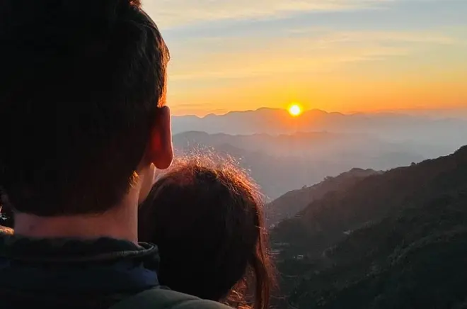 Geführte Wanderung zu Kunjapuri Sonnenaufgang und Neer Wasserfall