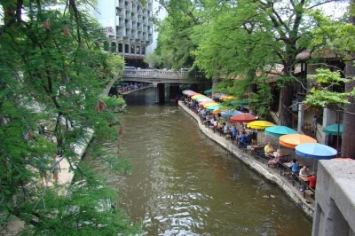 Transformez san antonio en votre terrain de jeu avec cette chasse au trésor en ville. résolvez des énigmes, explorez l’alamo et le river walk à votre rythme. réservez vite.