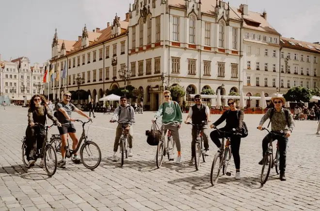 Wroclaw en bicicleta 3 horas: 30 lugares con guía en inglés
