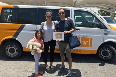 Transfer privado do aeroporto de cancún para puerto morelos com motorista local. inclui busca, veículo exclusivo e desembarque no hotel. reserve seu transporte agora.