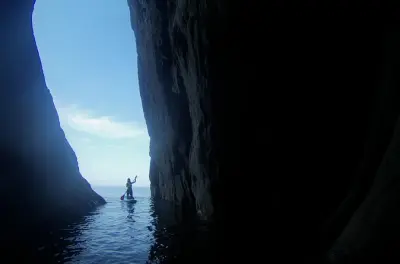 Schnorcheln in Monterosso al Mare: Versteckte Höhlen bei Sonnenauf- und -untergang