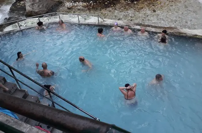 Pozar y cascadas de Edessa: Tour privado de día completo