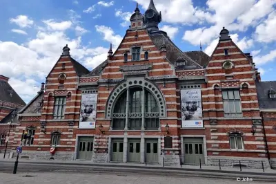 Brussels: Train World Museum & Royal Palace Digital Walk