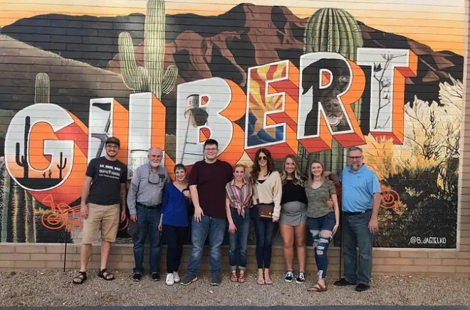 Downtown Gilbert: Pizza artigianale, barbecue e cocktail da gustare