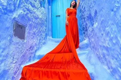 Photoshoot robe volante à Chefchaouen