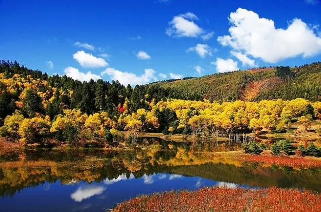 Shangri-La con Parco di Pudacuo e monastero Songzanlin privato