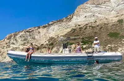 Snorkeling a Cagliari: Barca privata con GoPro e birra