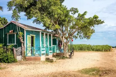 Higüey et Altos de Chavón : Culture et croisière fluviale