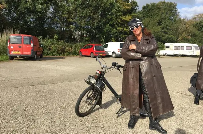 Solex rental on Texel: Self-guided island tour