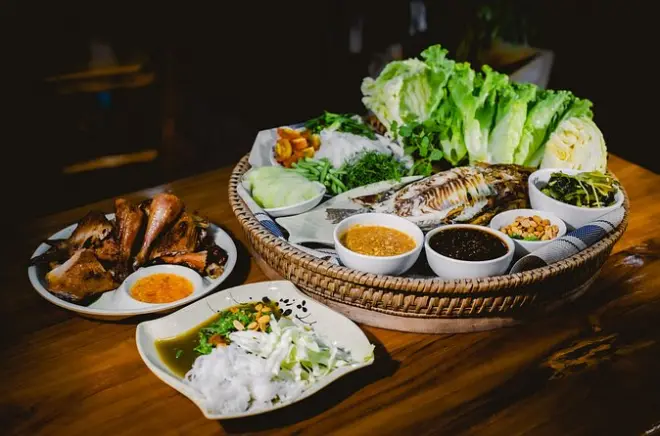 A Luang Prabang oltre 15 assaggi nei mercati locali