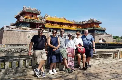 Tour privato a Hue: Cittadella, pagode e tombe reali