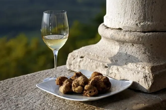 Cata de vino y comida en Istria desde Piran: Tres pueblos