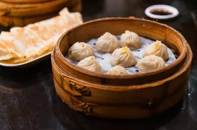 Taipei food tour: Yongkang Street to Raohe Night Market