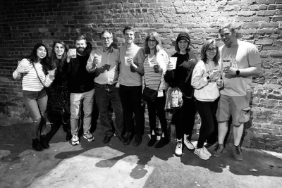 Erkunde savannahs gespenstische straßen mit einem lokalen guide, lausche geistergeschichten in historischen kneipen und triff die berühmten stadtgeister. private tour. jetzt buchen.