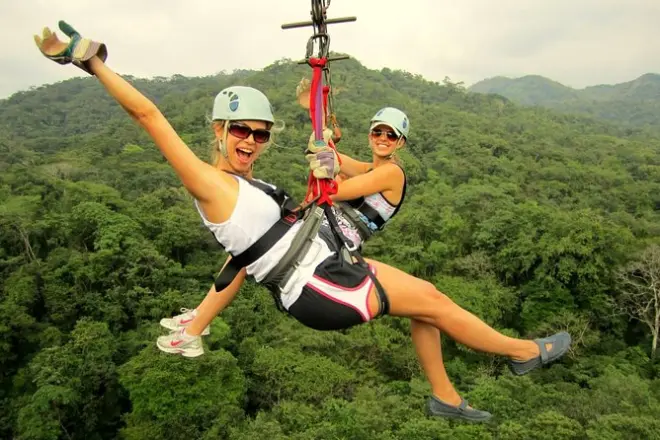 Ziplining in Monteverde: Cloud Forest Canopy with Tarzan Swing