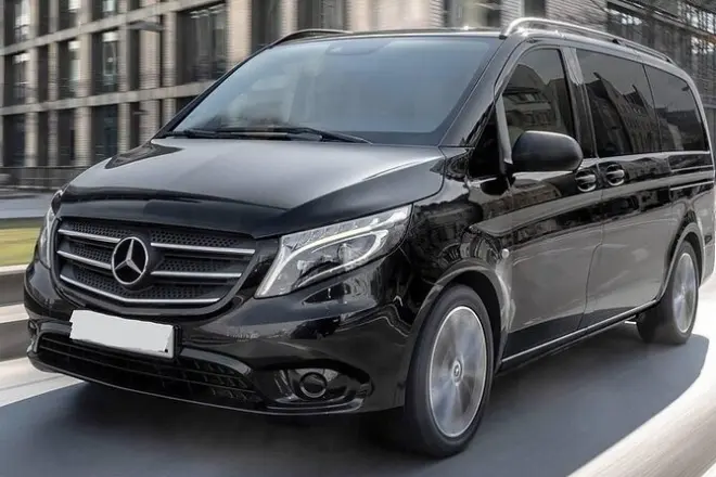 Bologna Airport Transfer from City Center: Private Van