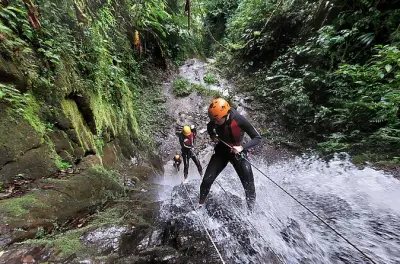 Canyoning a Baños: Discesa in corda di 6 cascate
