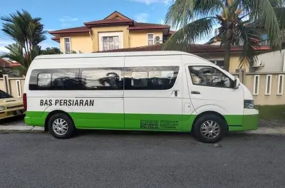 Transfert privé KLIA vers Kuala Lumpur : Van 12 places