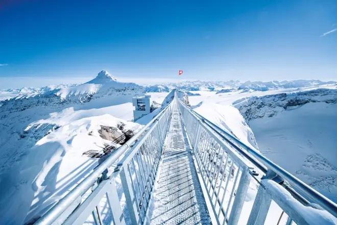 Glacier 3000 ab Genf: Erlebnis auf der Peak Walk Hängebrücke