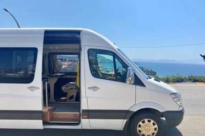 Explore as ruas de mármore de Éfeso e visite o templo de Ártemis com guia particular. inclui traslado, entradas e retorno ao porto de kusadasi.