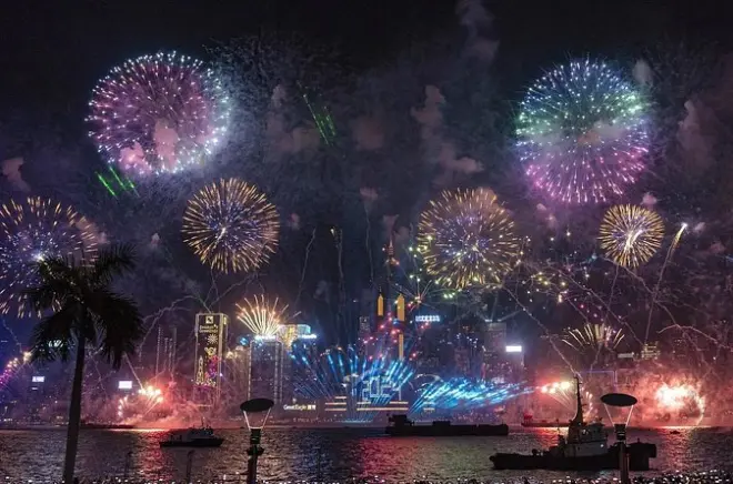 Silvester-Kreuzfahrt Victoria Harbour: Countdown auf 26-Meter-Yacht