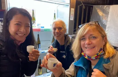 Takayama Arts & Crafts Tour with Licensed Local Guide